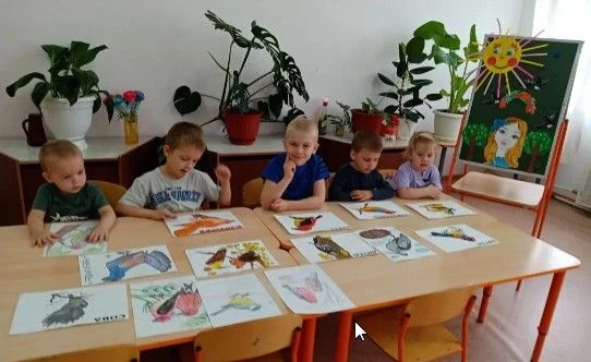 Ежегодно 1 апреля вся планета отмечает Международный день птиц. В детском саду " Лесная...