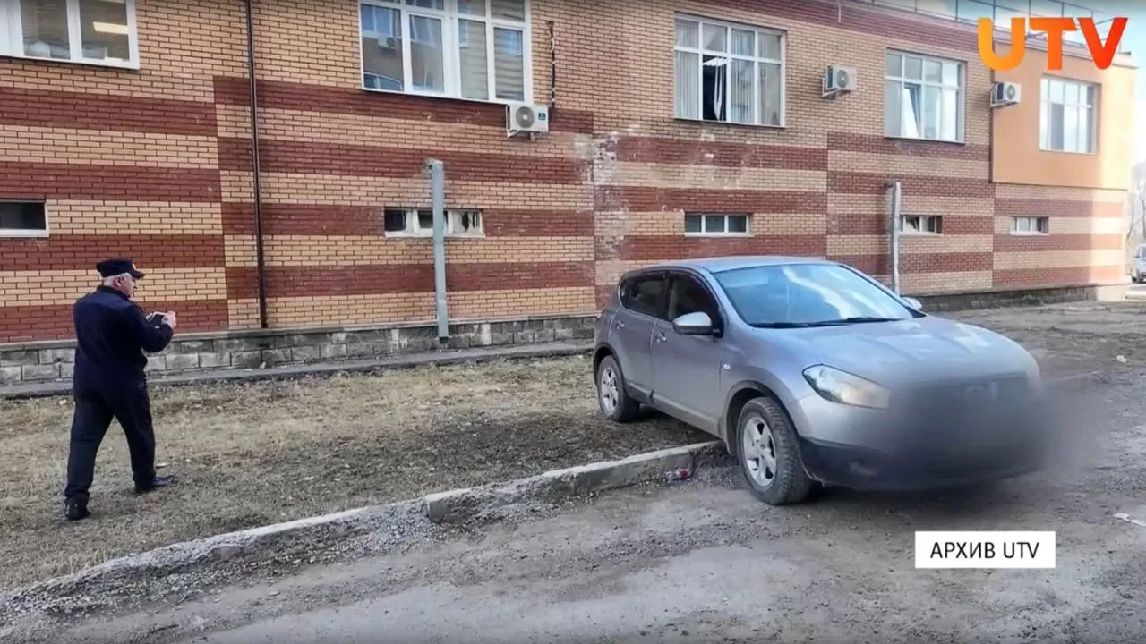 С начала 2026 года уфимцы получили штрафов на 31,8 миллионов рублей за парковку на газонах