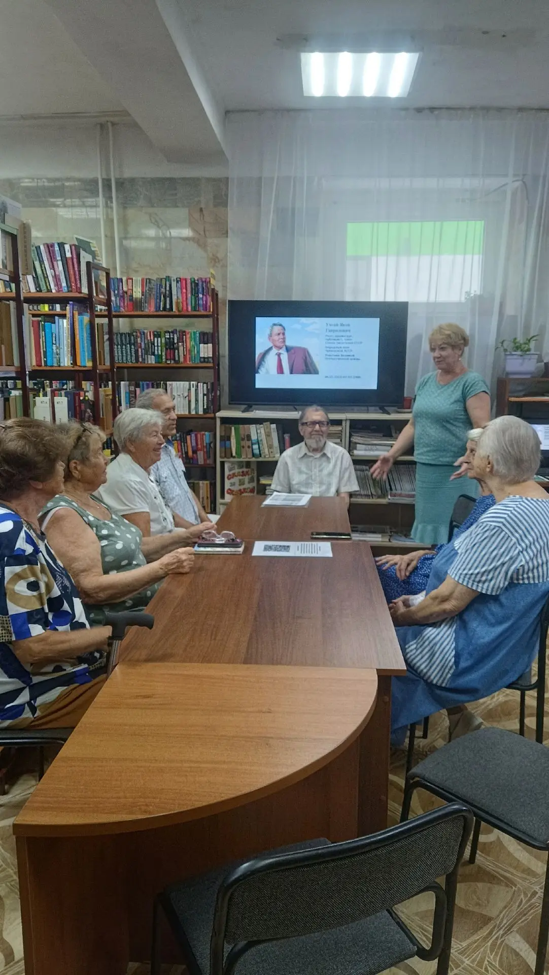 «Корни, которые держат небо»: Литературная гостиная. 🌿