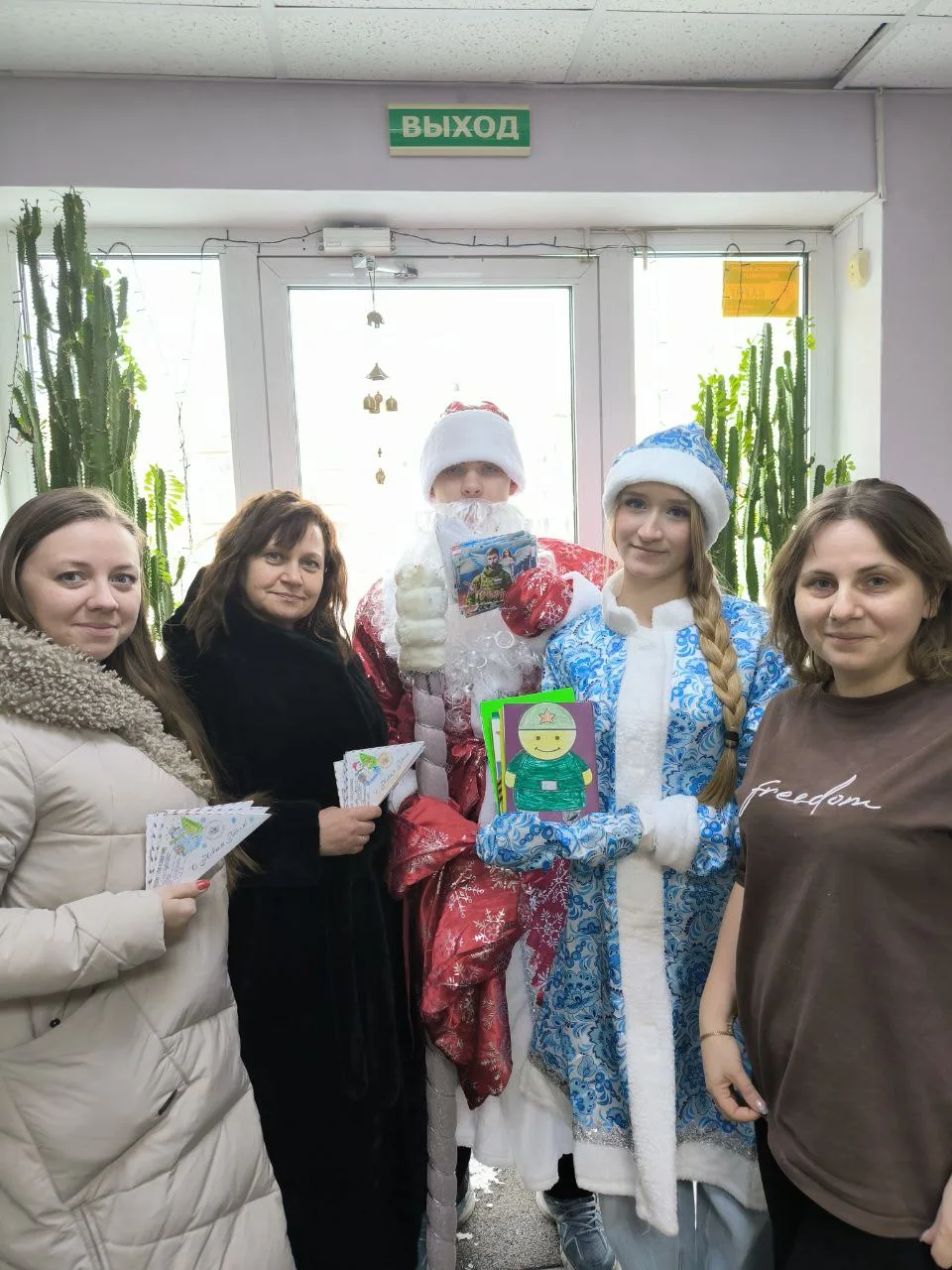 В рамках акции "Открытка солдату" наши ученики создали множество ярких и трогательных открыток, кажд