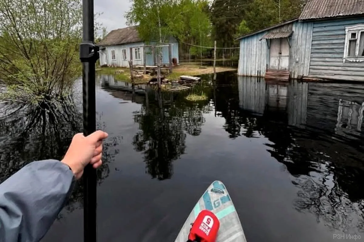 🛶 Рязанцы прошли 42 км на сапах по Пре за 8 часов  Сап-серферы из Рязани преодолели 42 километра по 