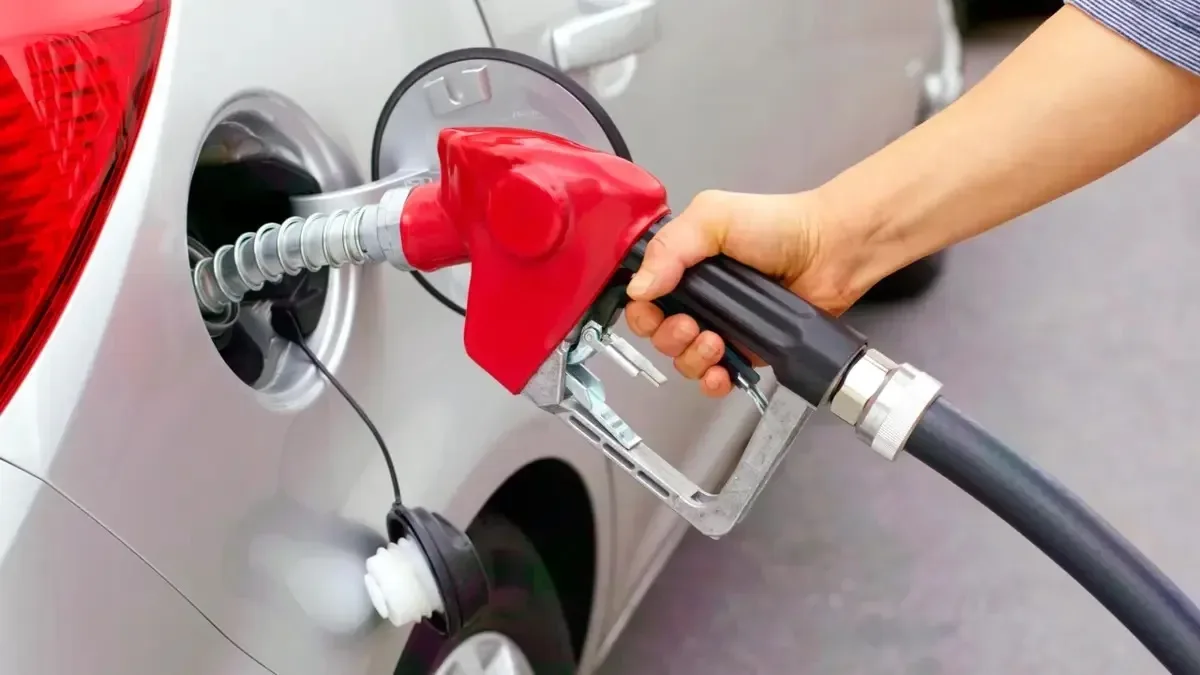⛽️В России разрешили выпускать бензин и дизель более низкого экологического класса, чтобы избежать д