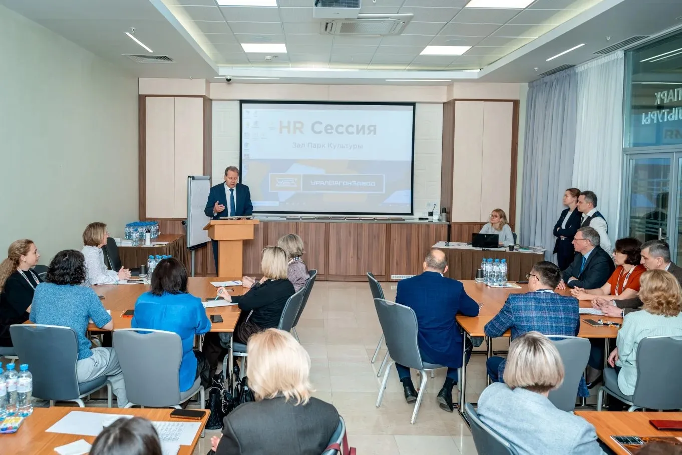 Кадры решают всё!  В конце этой недели в Москве прошла обучающая сессия, организованная Концерном дл