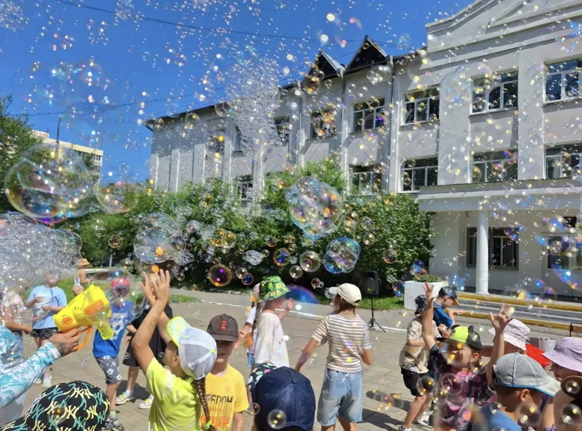 🍭 В пришкольном лагере «Непоседы» при МАОУ СОШ №1 имени Героя Советского Союза В. П. Чкалова прошла