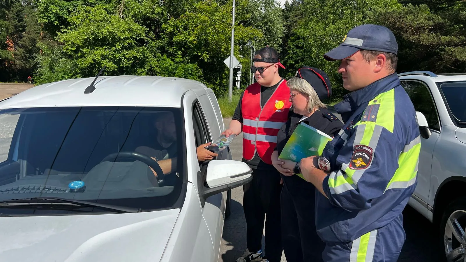 Автоинспекторы Серпухова и народные дружинники провели рейд против пьянства за рулем - МК в Серпухов