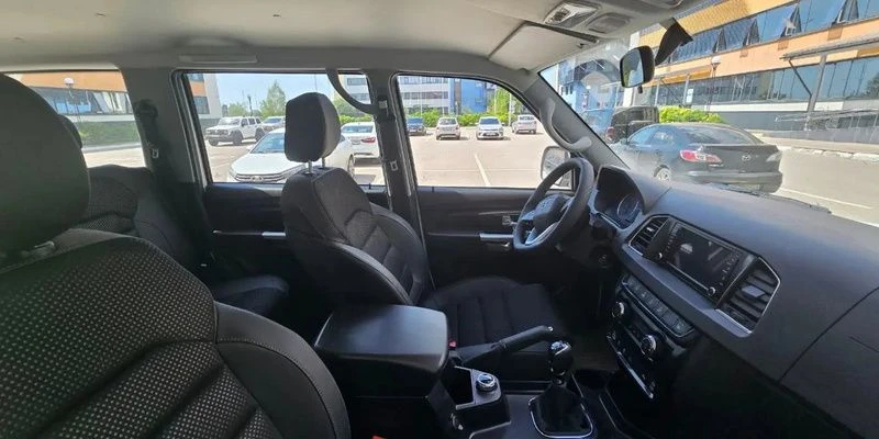 🚙🔥 Рассекречен салон нового УАЗ «Патриот». И да — он наконец-то перестал быть музеем советского плас