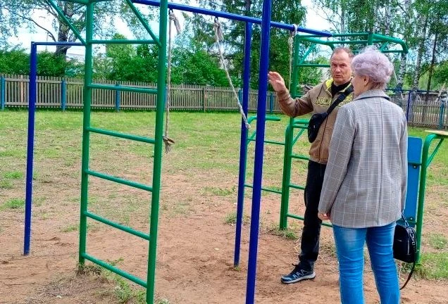 ⛱ Сегодня проведено комиссионное обследование детских игровых площадок в селе Павино.
