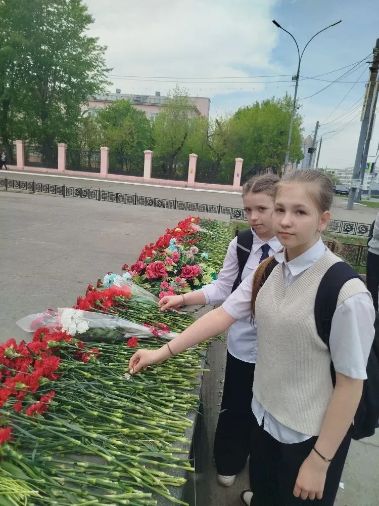 🕯️ 81 год Победы. Память, которую мы храним.  Ежегодно гимназисты принимают участие в торжественном 