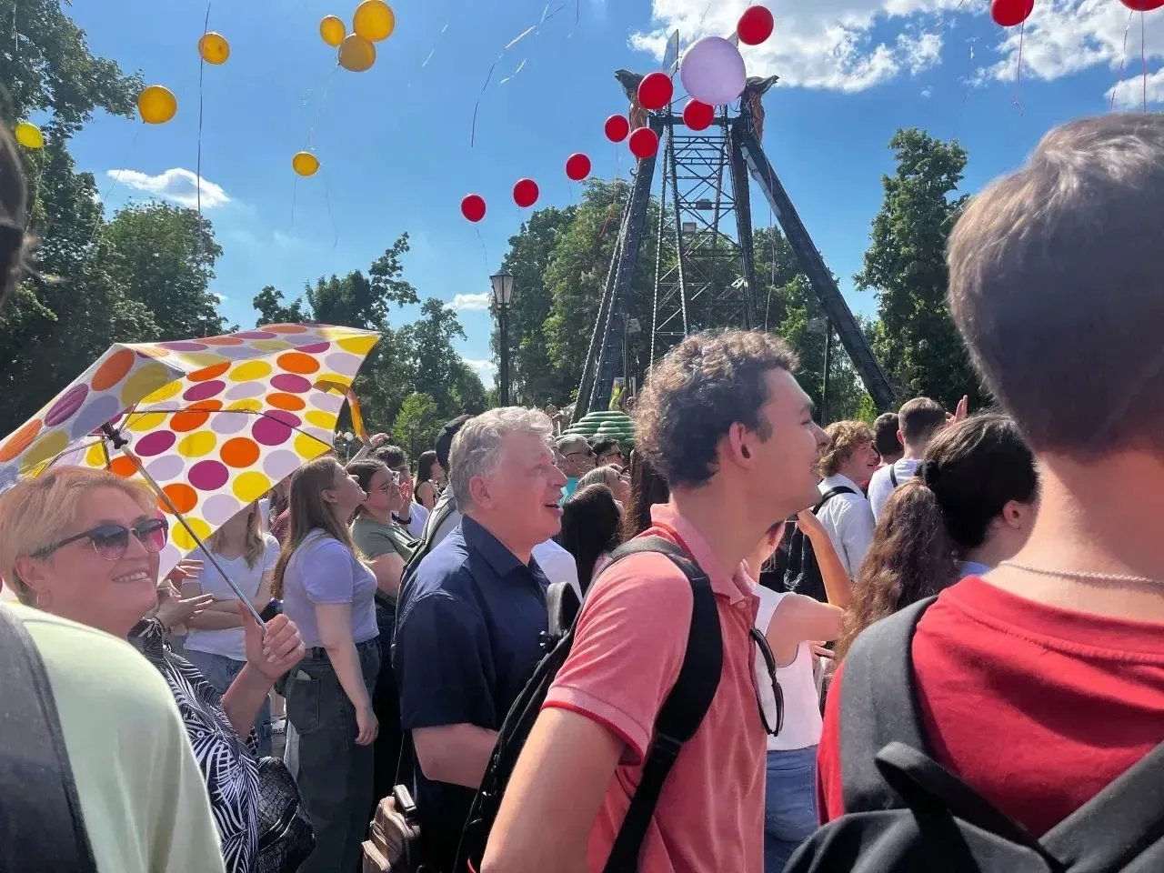 🎓✨ Город, который помнит нас 🏙️❤️  Одиннадцатиклассники Лицея №14 сегодня стали участниками мероприя