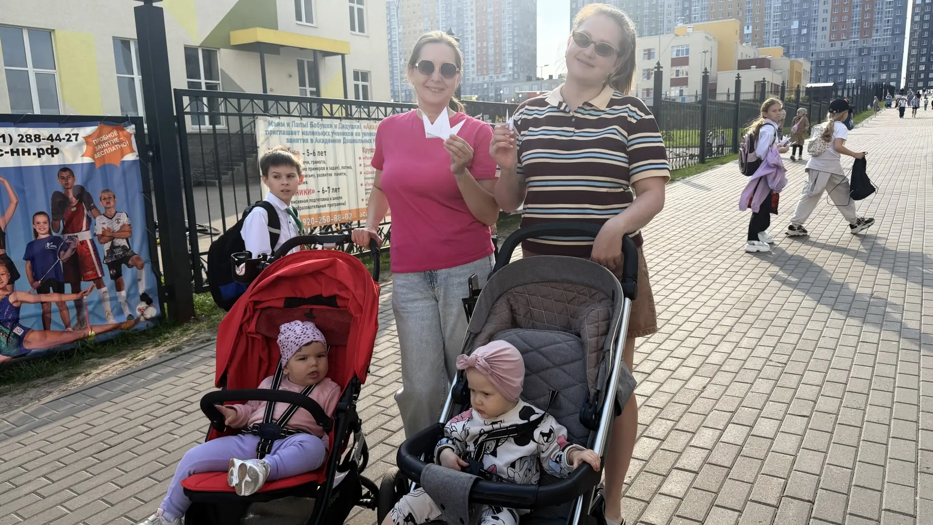 🕊️ Журавли Победы: память, которая объединяет поколения 🕊️  Акция не ограничилась стенами школы. С б