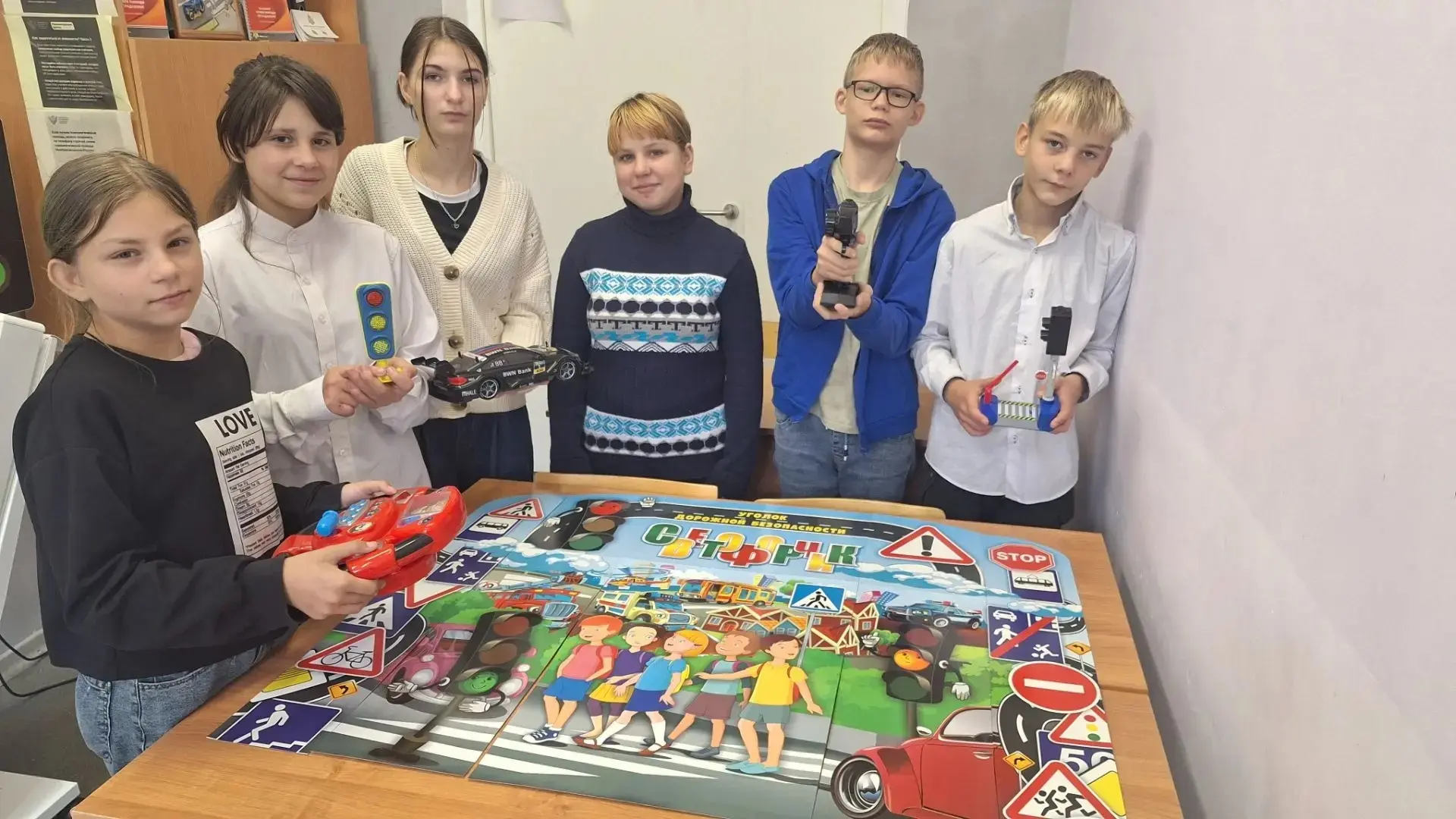 Неделя безопасности дорожного движения в Щёкинской школе завершена!