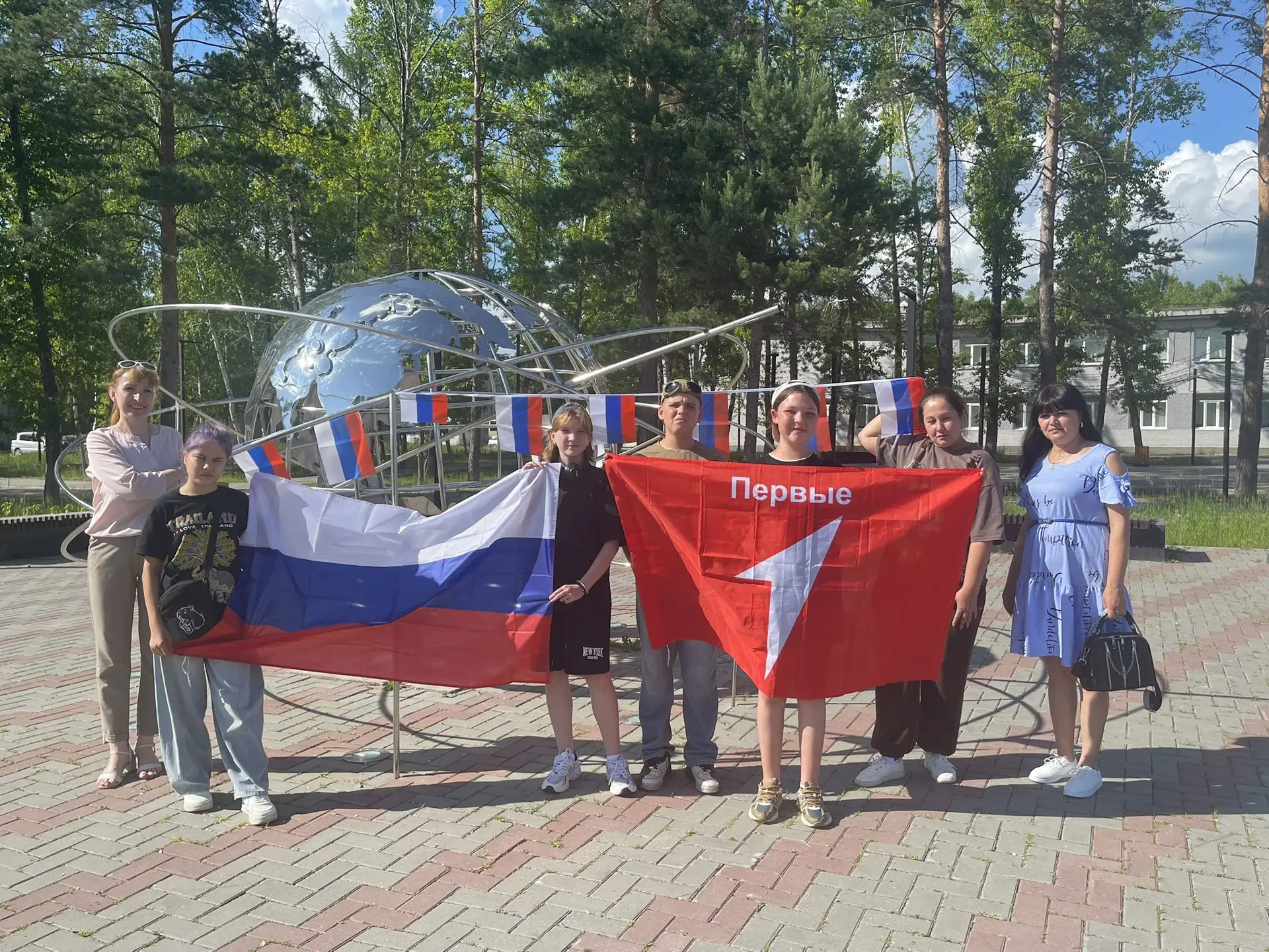 #КосмодромВосточный

Космос ближе, чем кажется 💫

🚀🌟 Представьте себе место, где рождаются мечты 