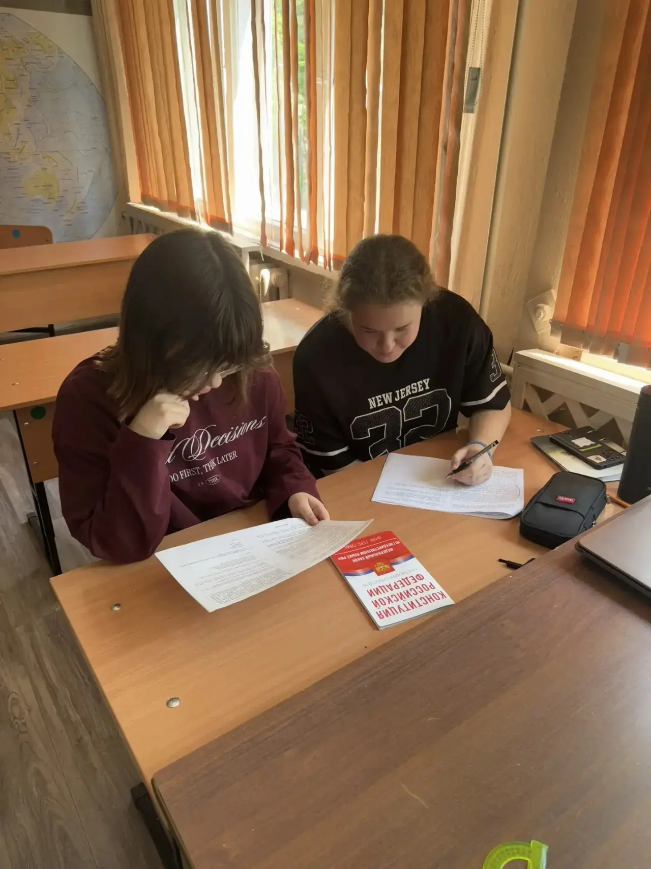 Ура! Мы успешно завершили первый блок программы летней занятости «Имею право!» 🎉
За первые три заня