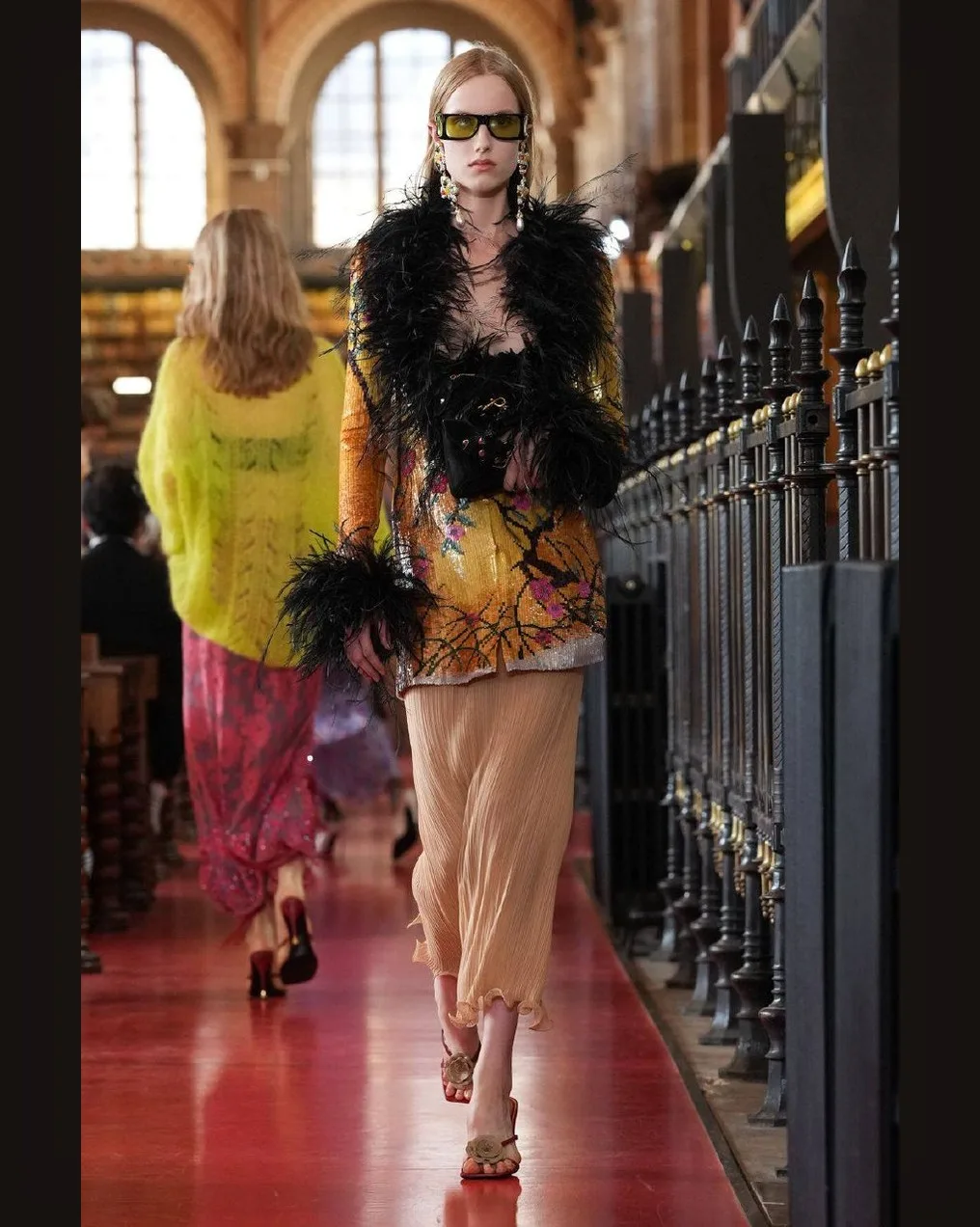 Valentino: boom-boom-эклектика и преппи-шик в коллекции Алессандро Микеле