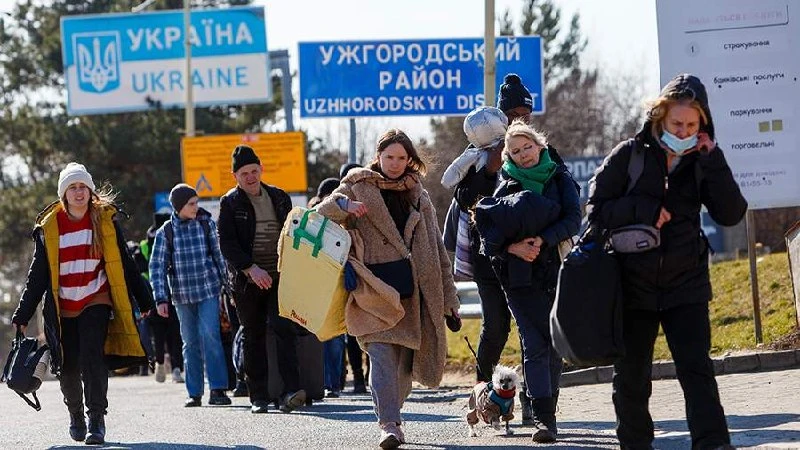 Большинство украинцев не планируют возвращаться из Польши на родину, НИКОГДА - это пока...