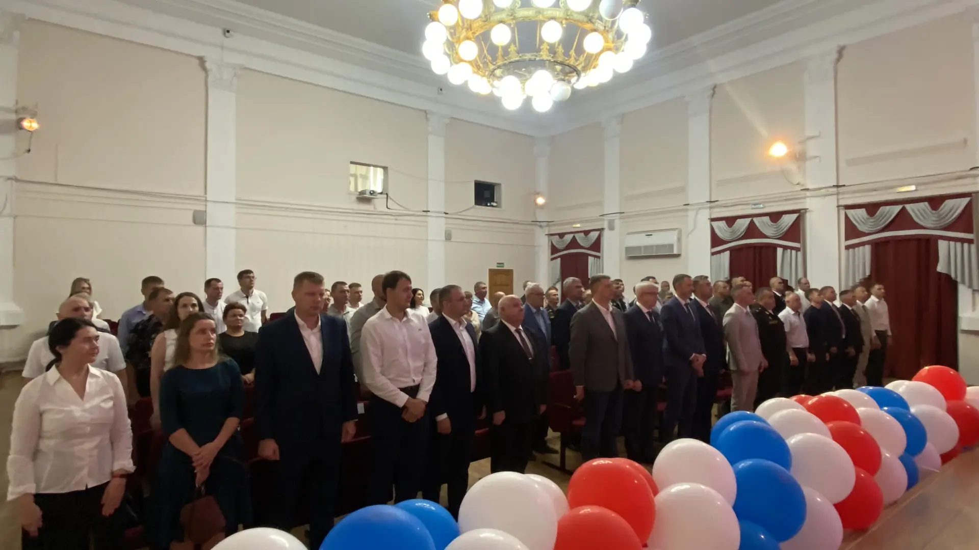 ⭐️ В Городском Центре культуры прошла торжественная церемония награждения сотрудников Д...