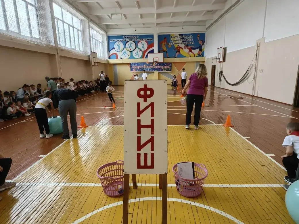 🏆 Спортивные надежды: «Олимпийские звездочки-2026»!  13 мая в нашей школе ярко и энергично завершилс