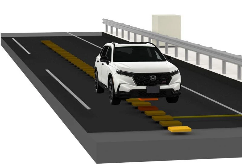 📌 Honda покажет в деле технологию беспроводной зарядки электромобилей прямо на ходу
