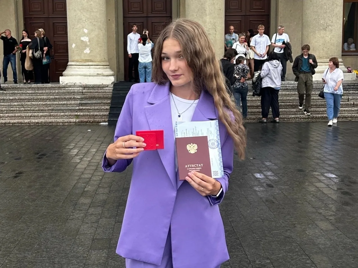 💯 Продолжаем делиться отличными новостями!

Наша выпускница Варвара Симонайц удостоена региональног