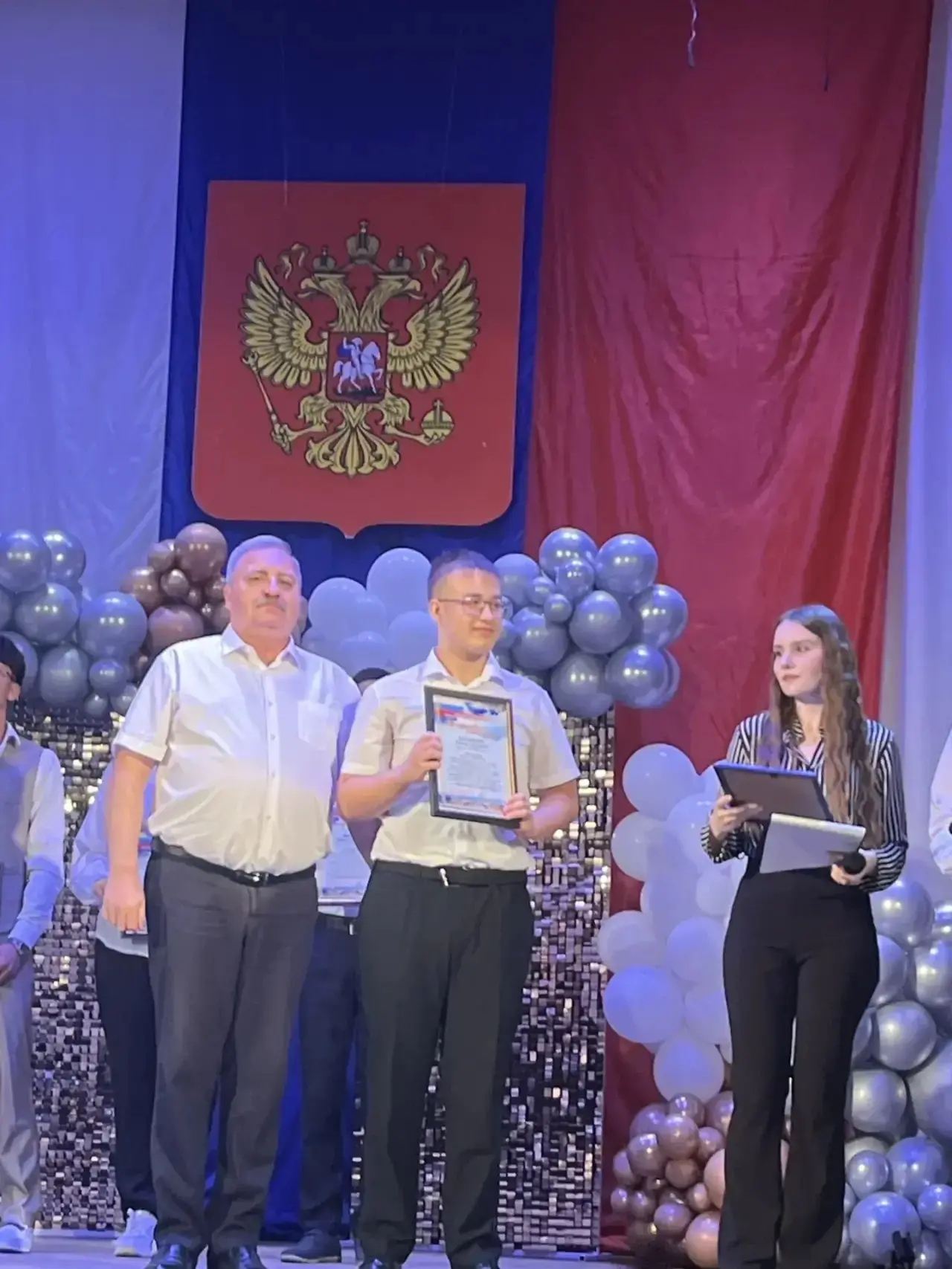 «Золотая молодежь» Ахтубинского района

   Рассмотрев ходатайство начальника управления образования 
