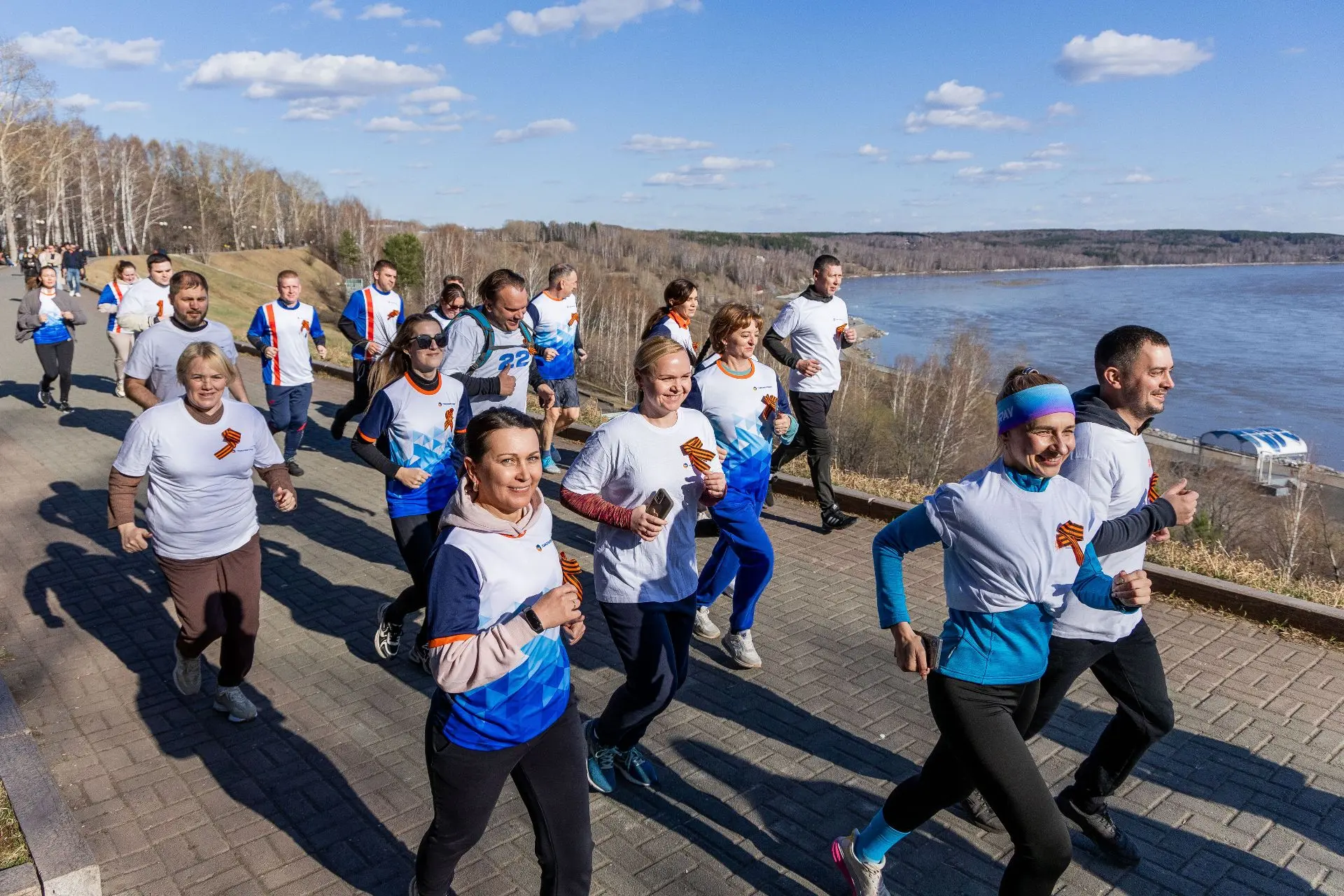 Традиции соблюдаем! 🏃🏃🏃🏃🏃🏃🏃🏃🏃🏃Участники молодёжного актива Томскэнергосбыта и Единого информационно-