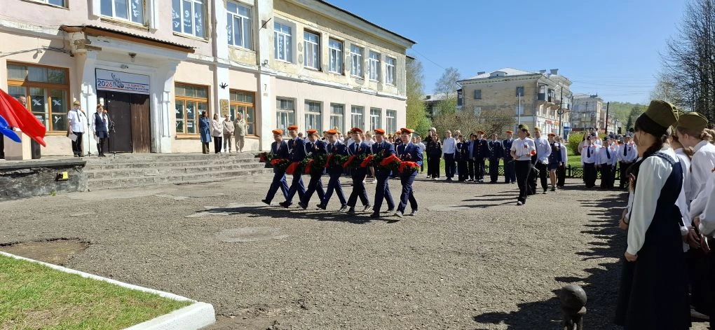 Память жива в наших сердцах 🕯  Сегодня на территории школы №3 города Осинники состоялась торжественн