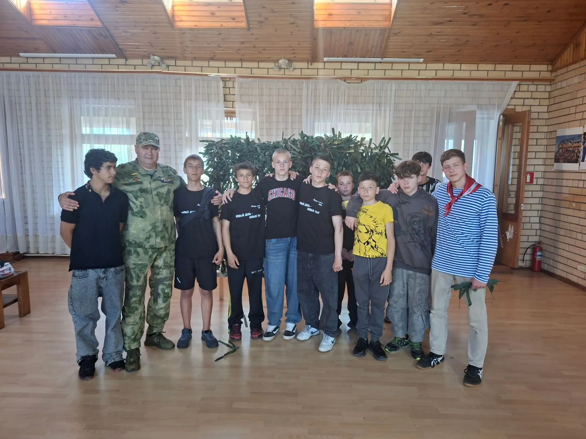 В патриотическом центре «Авангард» Островского района проходит по-настоящему патриотеск...