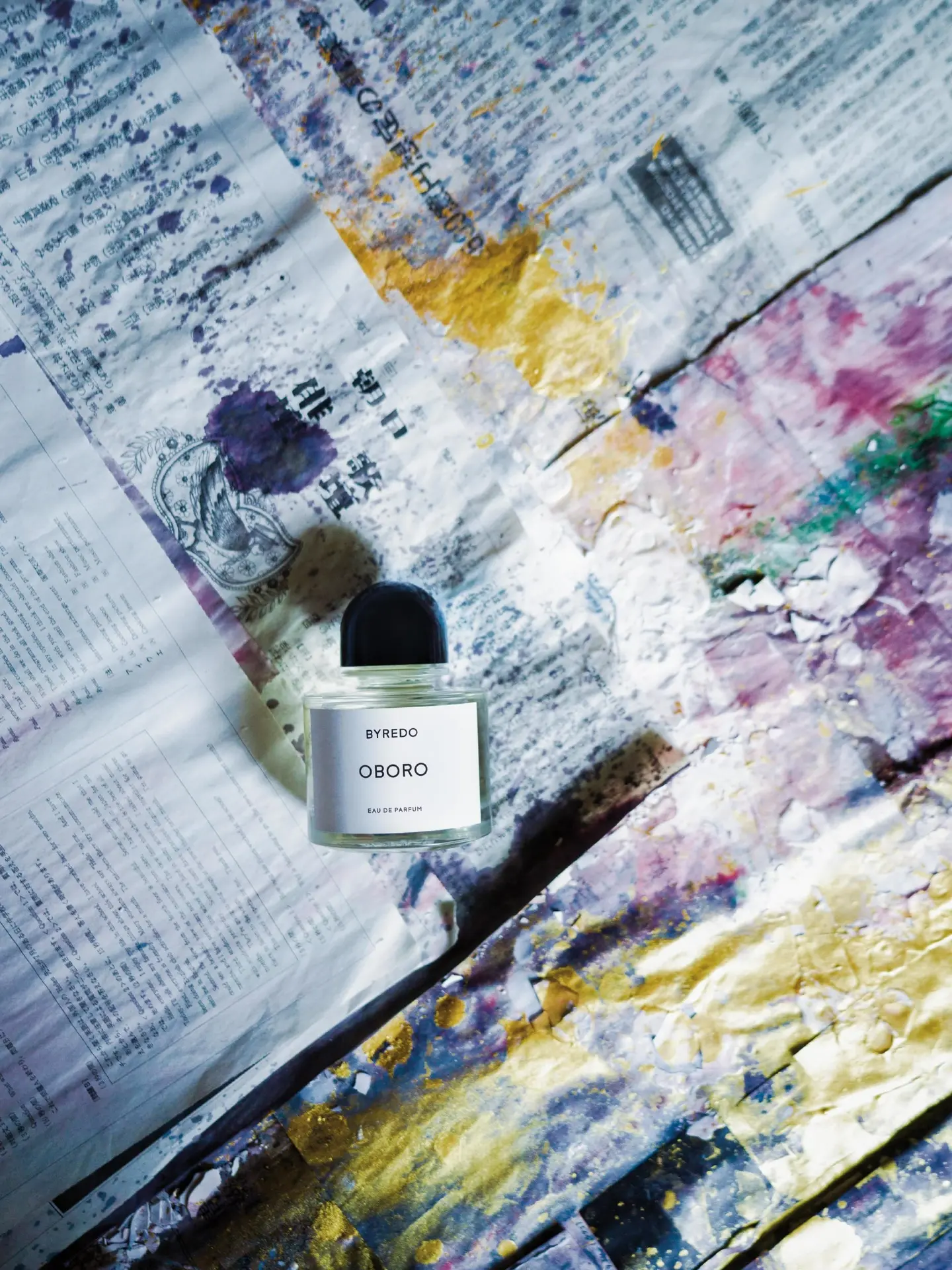 🌸✨ Byredo напоминает, что парфюм может быть не просто ароматом, а настоящим произведением искусства