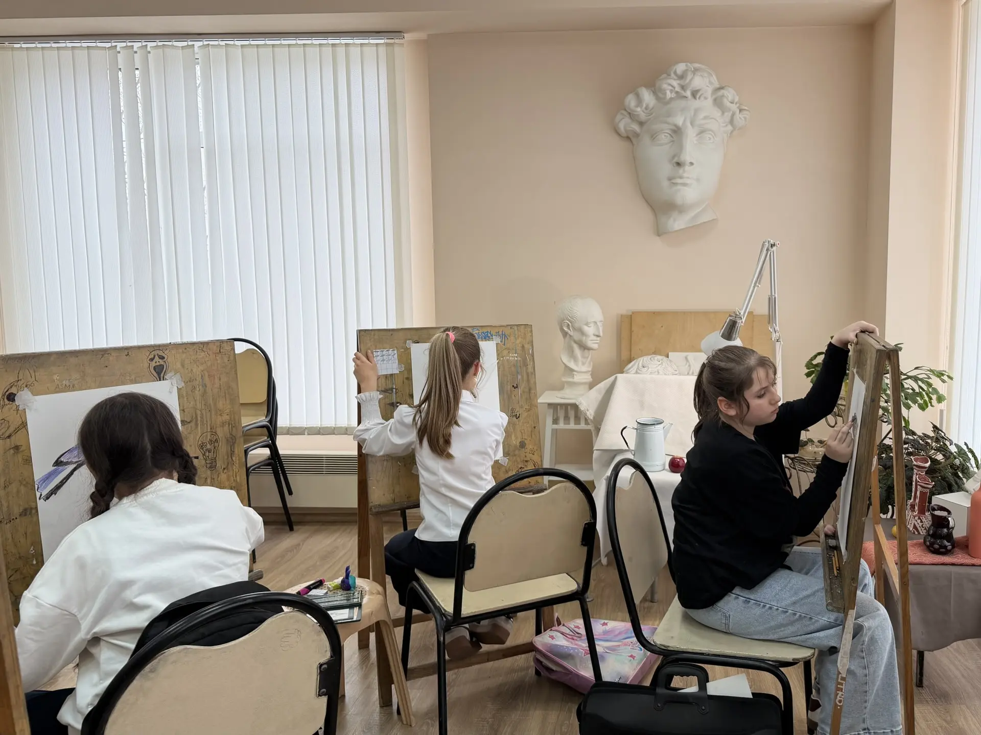 🌸В весенний период в Детской художественной школе города Дмитрова начинается интенсивн...
