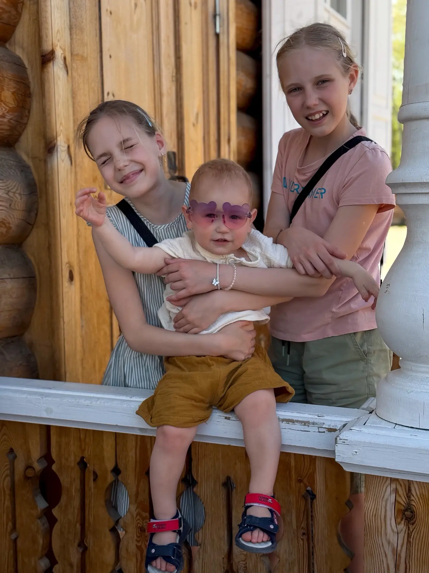 Сегодня прекрасный праздник - день защиты детей!
