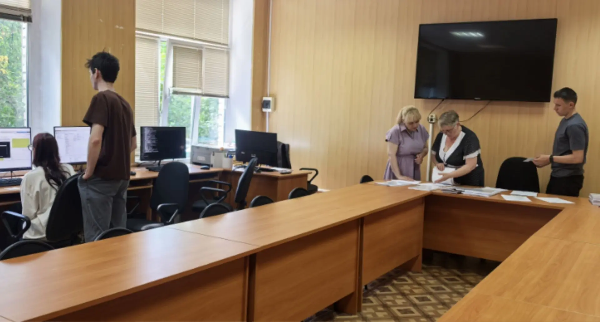 📸 Заглянули к ребятам на подготовку к экзамену!

Совсем скоро у студентов-системных администраторов