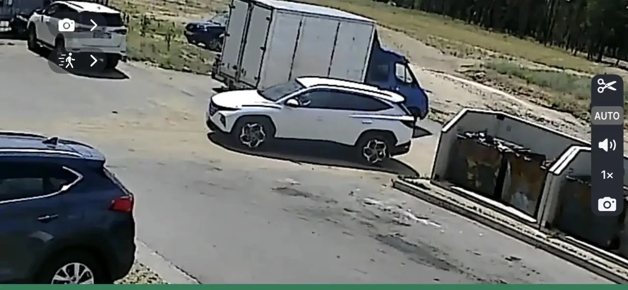 Всем добрый день, помогите найти водителям автомобиля Hyundai Tucson
Совершил ДТП и скрылся