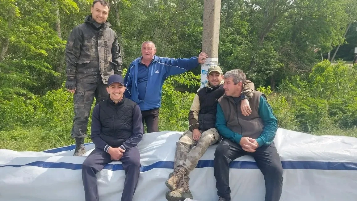 Когда беда стучится в дверь, настоящее единство проявляется делом. Ребята из аула Уляп ...
