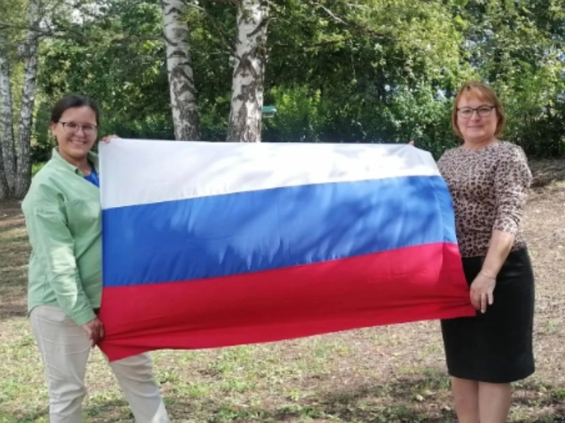🇷🇺 Флаг в наших сердцах — гордость в каждом кадре!