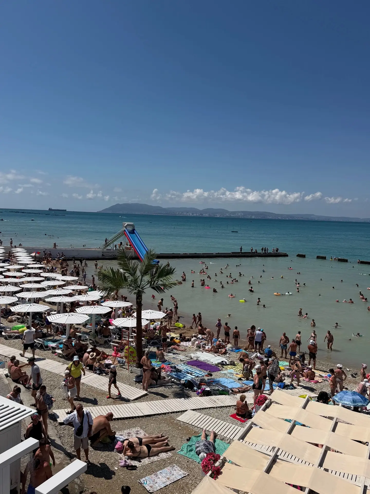 Доброе утро Кабардинка☀️ 

Пляж Оазис 🏖️