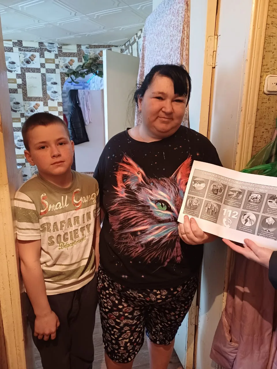 Распространение памяток и листовок по пожарной безопасности – один из действенных способов предотвра
