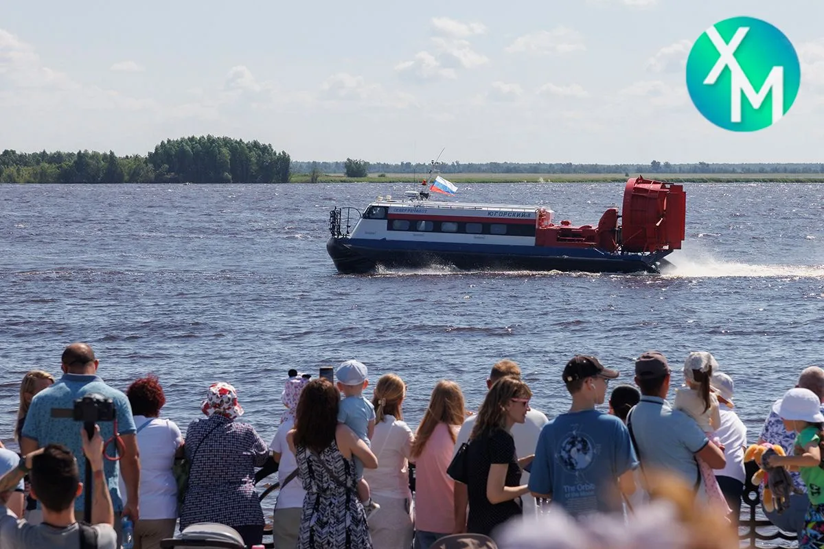 В минувшие выходные в окружной столице отметили День работников морского и речного флота.
