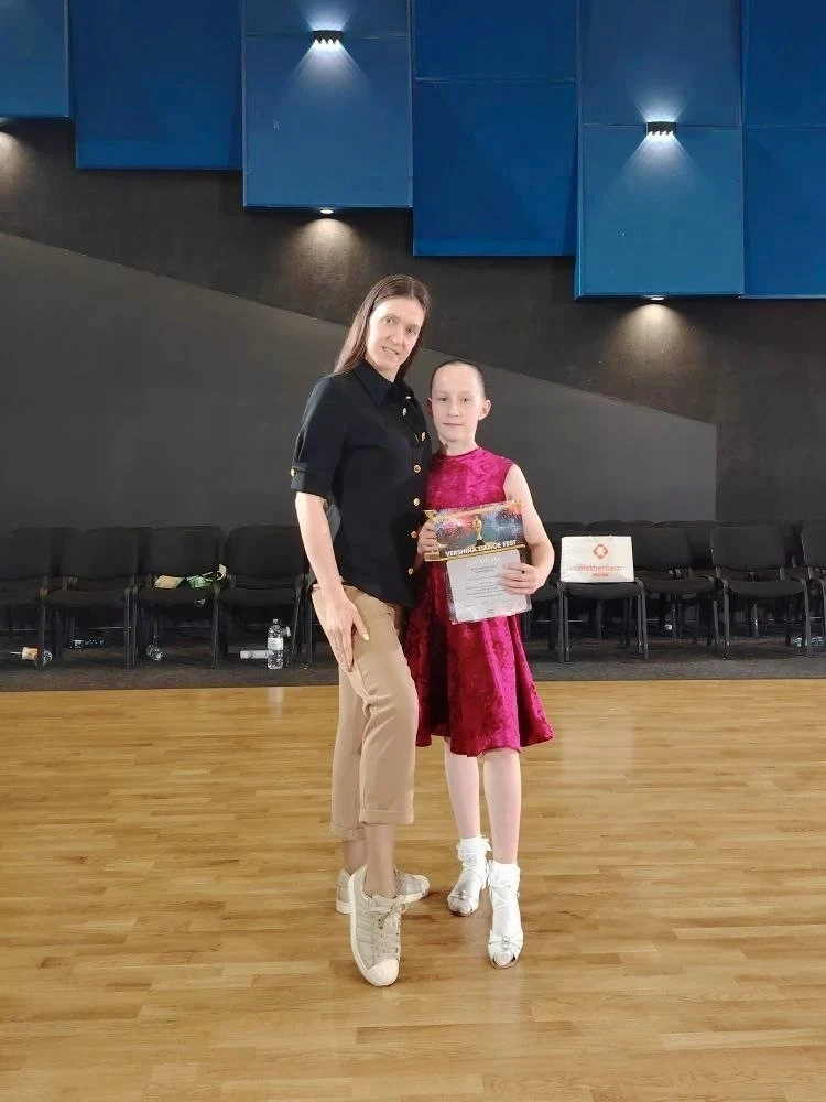 ✨  «Вершина Данс»🕺💃   Танец — это не только техника и движения. Это смелость выйти на паркет, справи