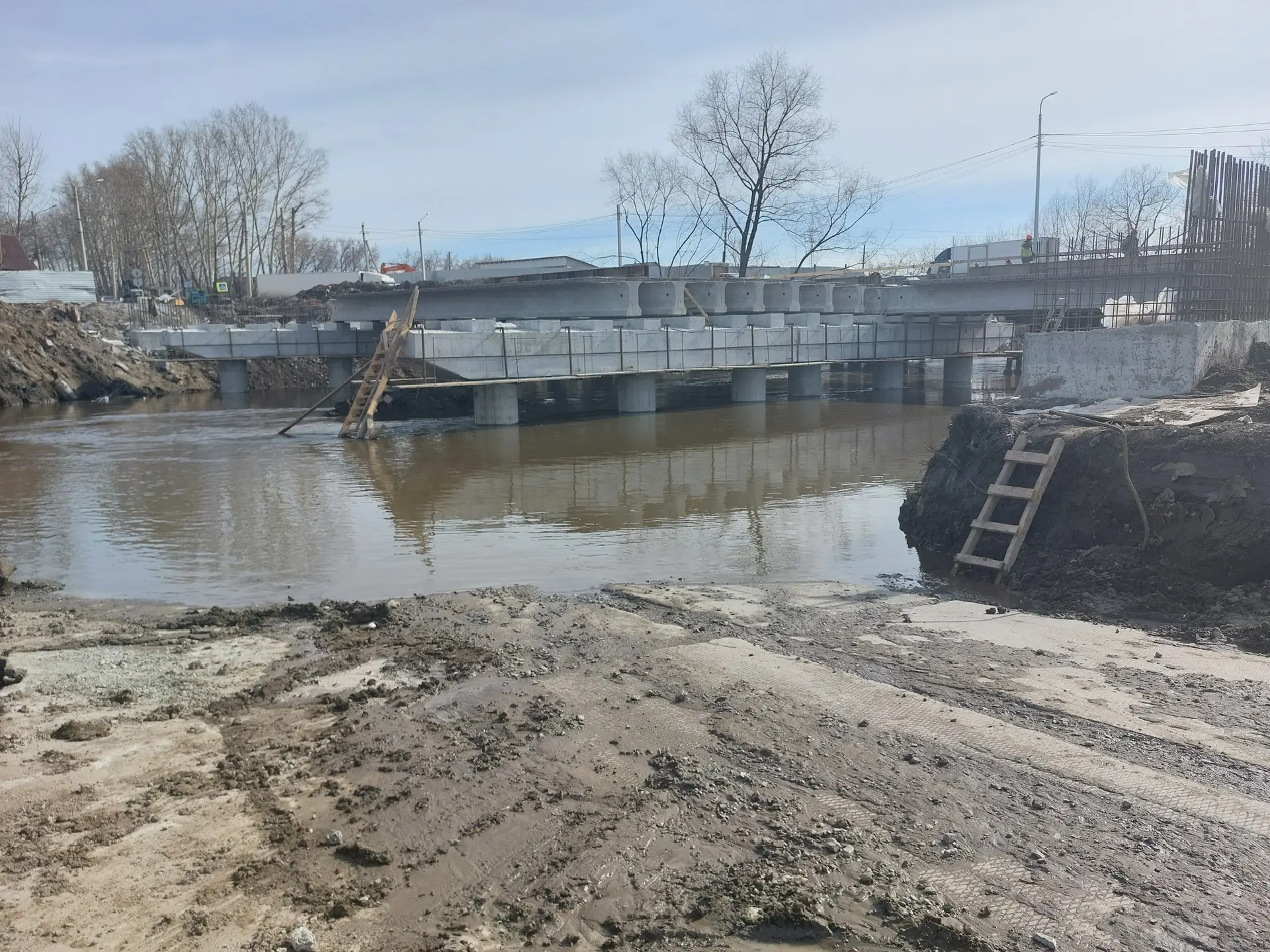 📍Прокурор города объявил предостережение начальнику департамента  дорожно-благоустроительного компле