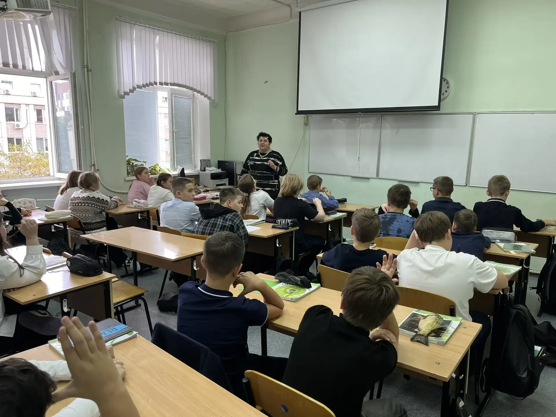Ученики 6 "в" класса приняли участие в Часе Психологии.