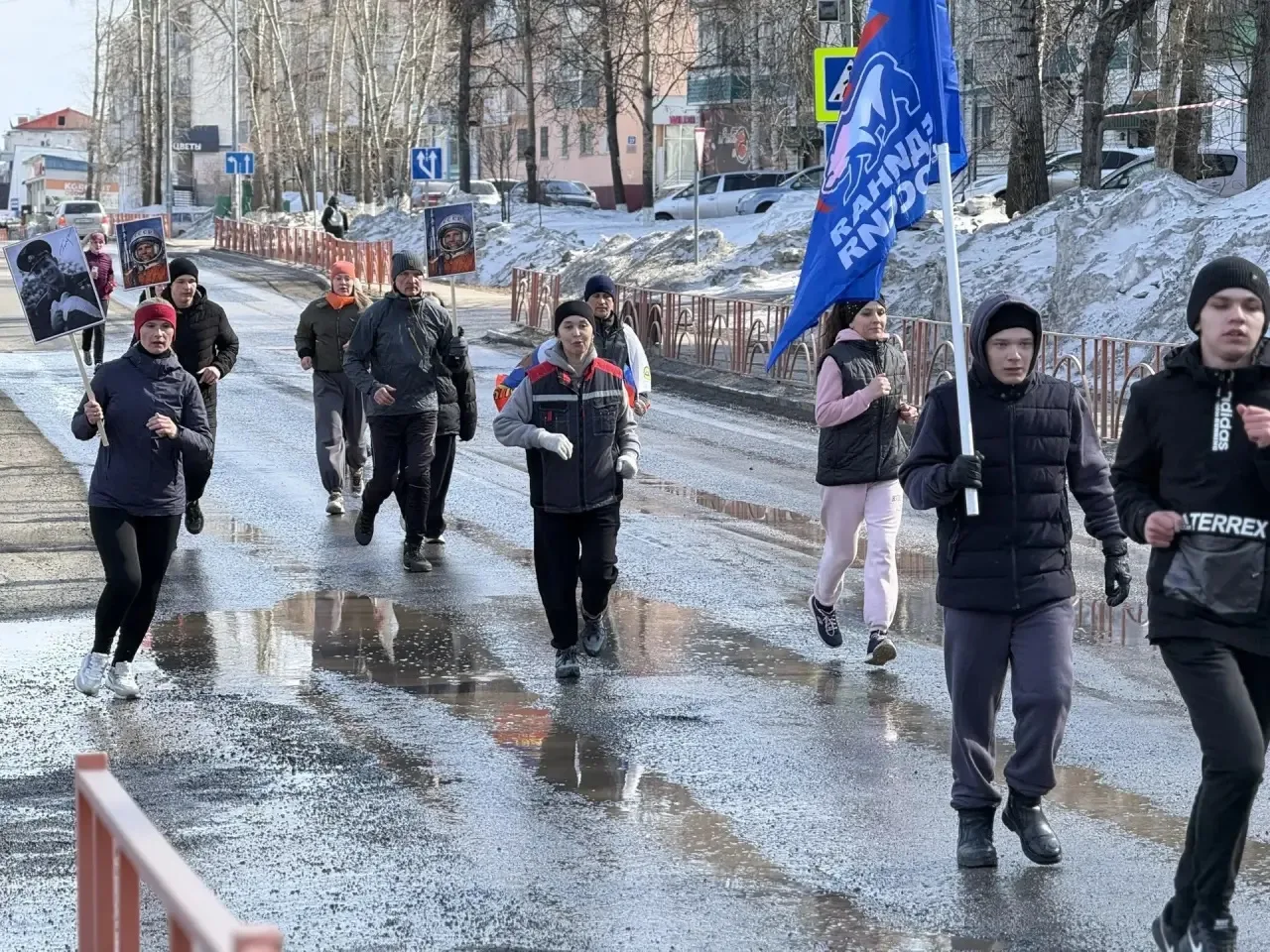 🏃‍♂️В Железногорске-Илимском прошёл массовый забег «Улыбка Гагарина»   🚀12 апреля, в День космонавти