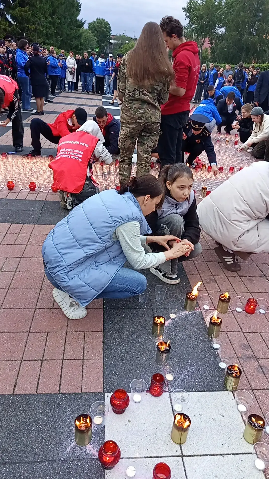 "Свеча памяти".   22 июня, в День памяти и скорби, по всей России прошла акция «Свеча памяти».
В Ирк