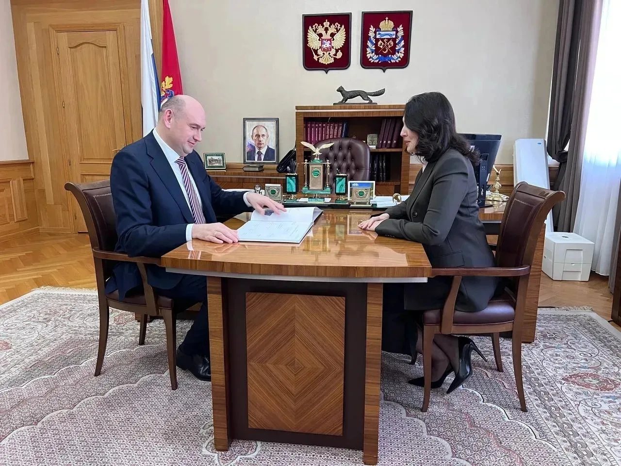 ⚡Евгения Ивлева представила Губернатору Оренбургской области отчёт о деятельности Избирательной коми