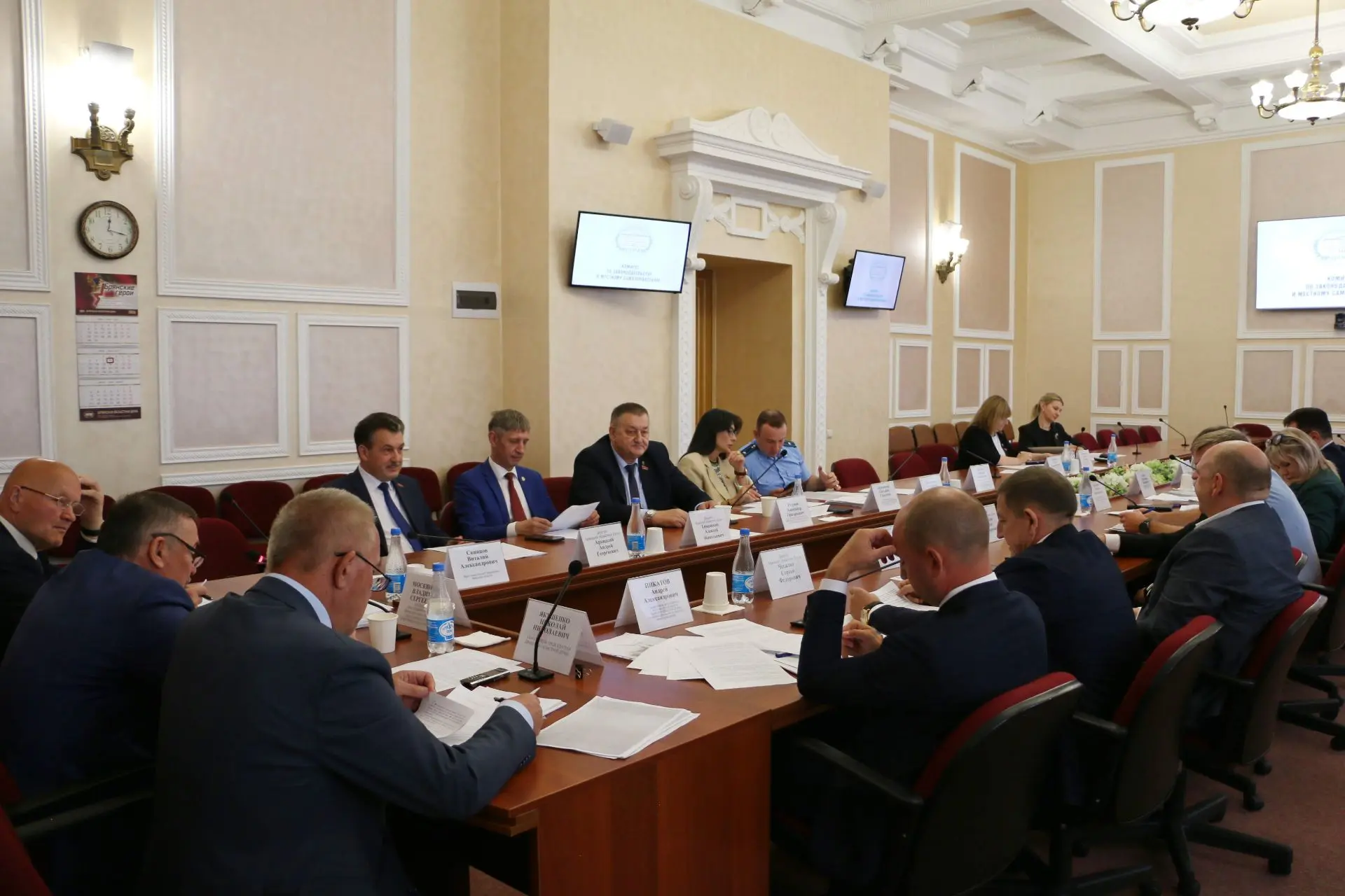 🔺Комитет по законодательству и местному самоуправлению провел очередное заседание, где рассмотрел н