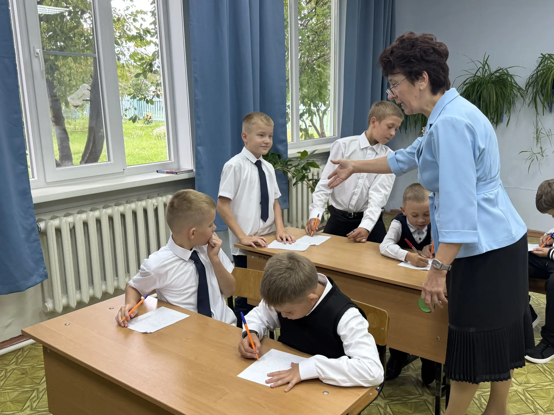 Первый урок в школьном году ✏️👩‍🏫