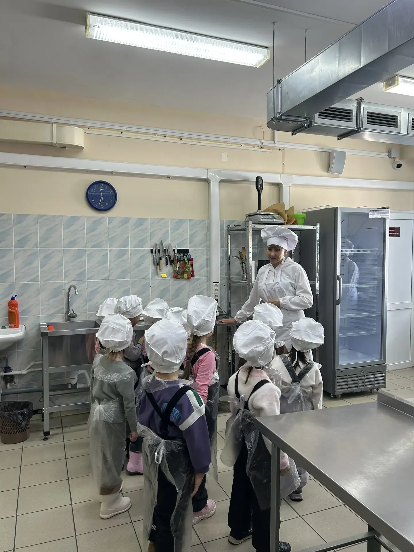 К нам в гости — будущие повара! 👨‍🍳  Недавно наш колледж принимал особенных гостей — воспитанников д