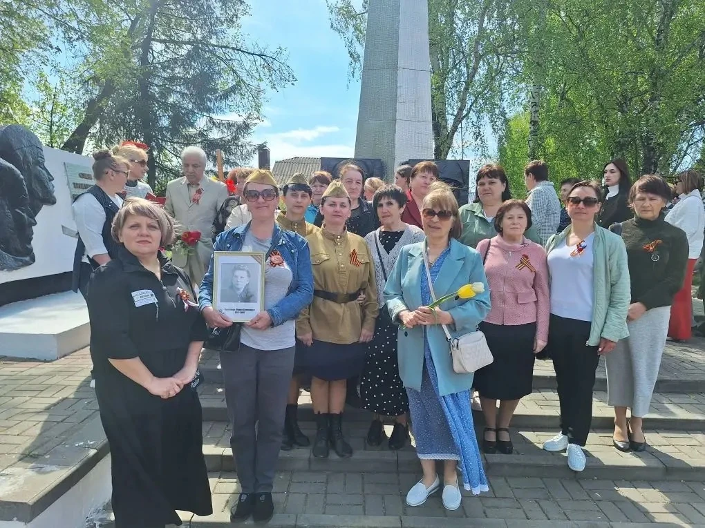 💥Сегодня у обелиска погибшим воинам состоялся торжественный митинг, посвященный 81-ой ...