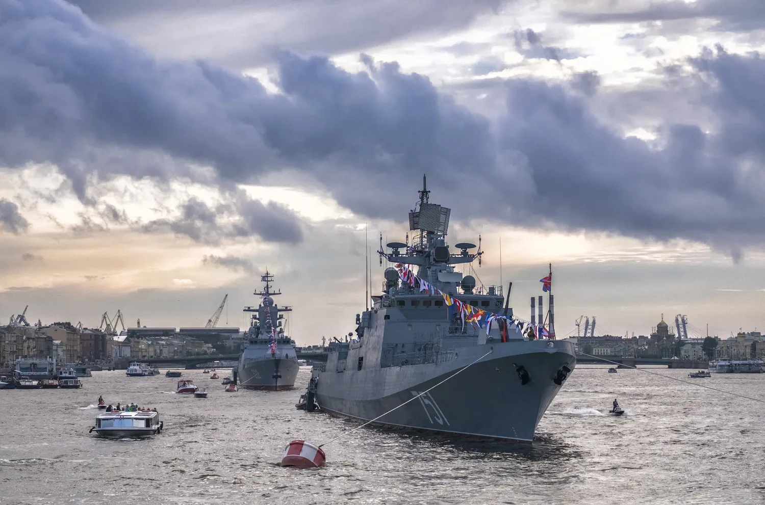 С Днём Военно-Морского флота России!