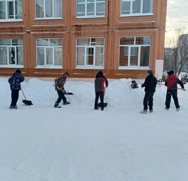 👫🥞ПОДГОТОВКА К ПРАЗДНИКУ ШИРОКОЙ МАСЛЕНИЦЫ🥞👫  У природы нет плохой погоды. Для наших ребят эти слова