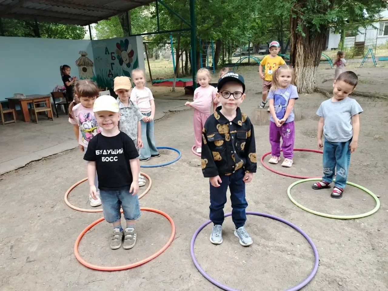 🌞 Прогулка с «Пчелками » — заряд бодрости и отличного настроения!
Сегодня на нашей площадке было ос